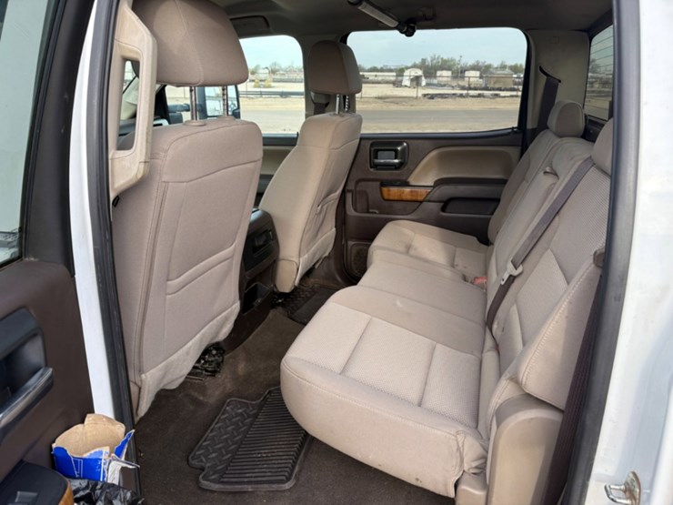 2018-gmc-sierra-2500hd-image-9