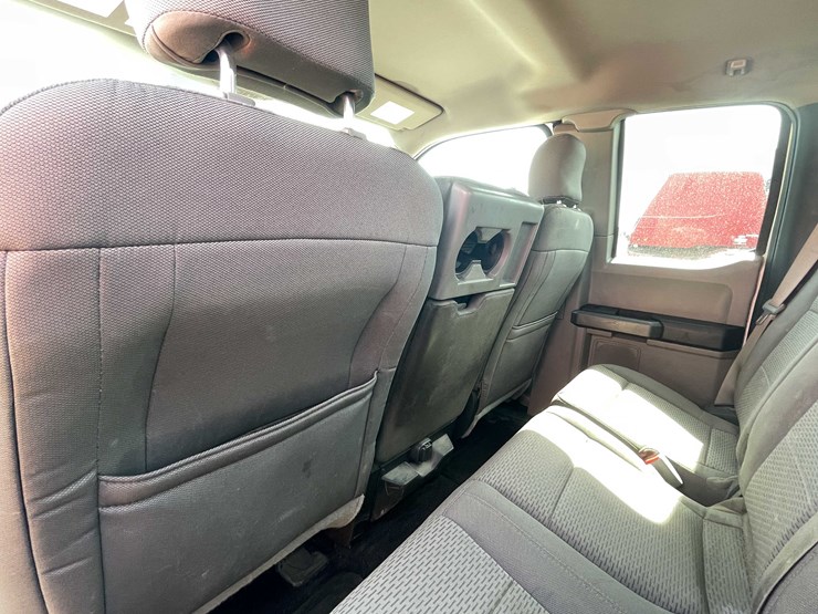 #5673-•-2015-f150-xlt-4x4-extended-cab-(has-wi-title)-image-61