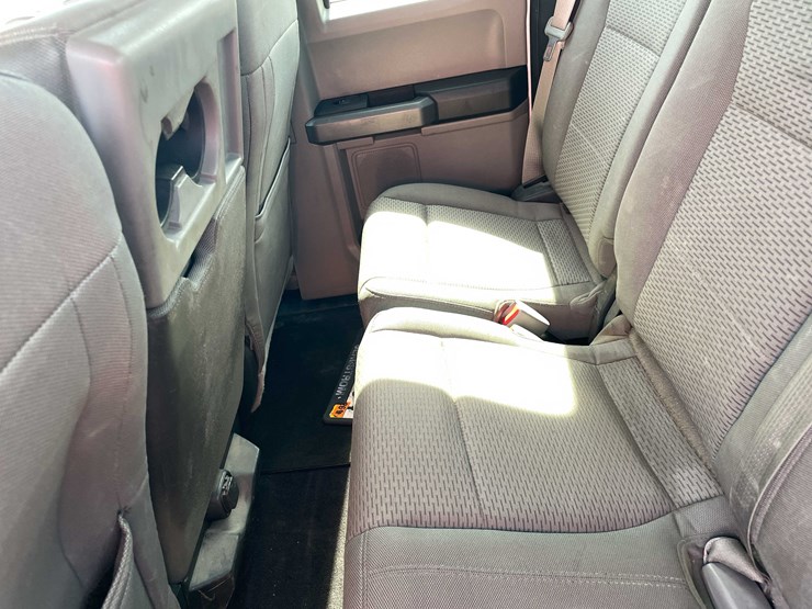 #5673-•-2015-f150-xlt-4x4-extended-cab-(has-wi-title)-image-59