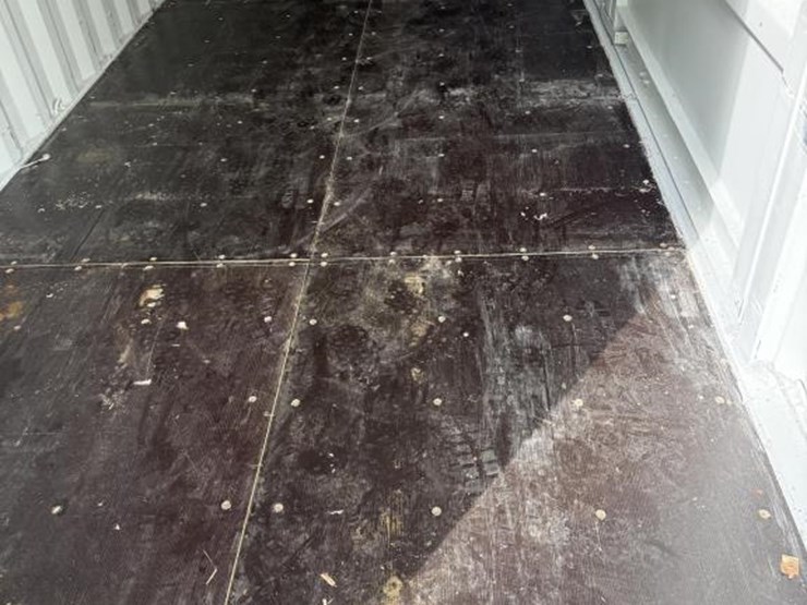 #2-•-40'-conex/-shipping-container---one-trip-image-9