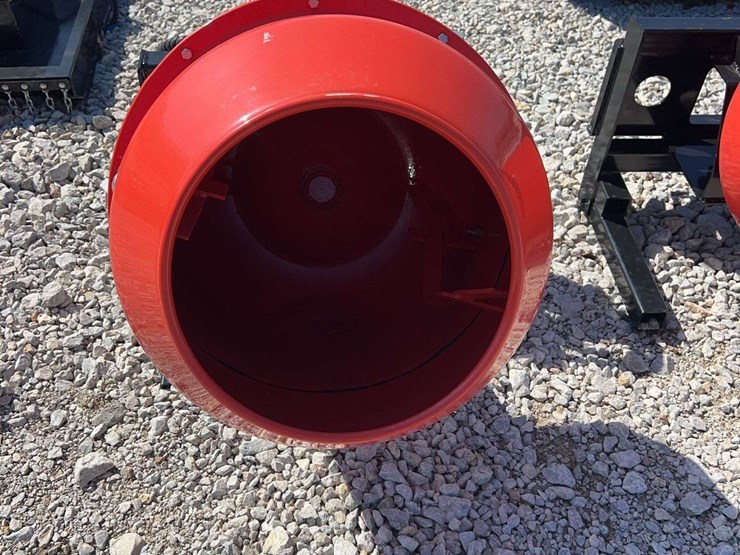 sdlanch-mini-skid-steer-concrete-mixer-image-1