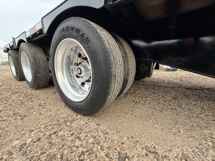 2014-transcraft-53'-x-102"-image-4