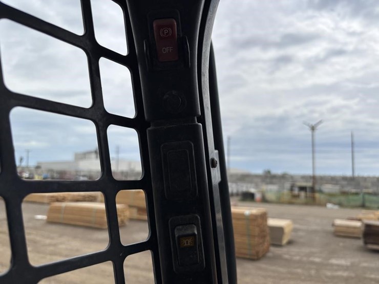 2018-bobcat-s595-image-29