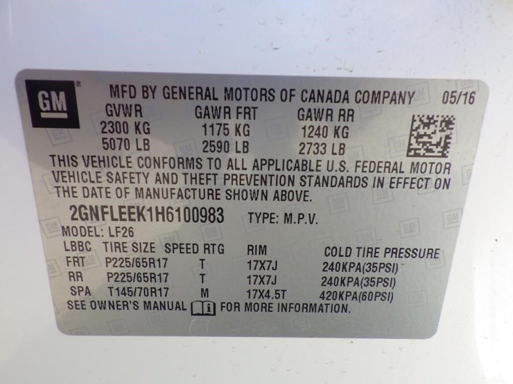 2017-chevrolet-equinox-image-16