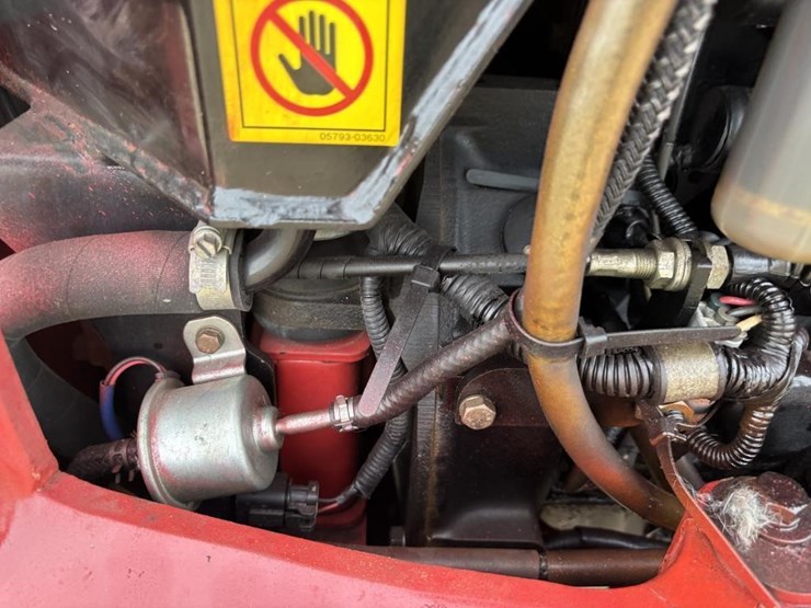 takeuchi-tb216-image-40