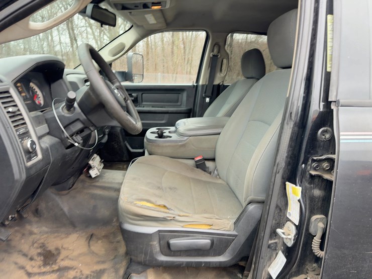 2015-dodge-ram-4500hd-image-18