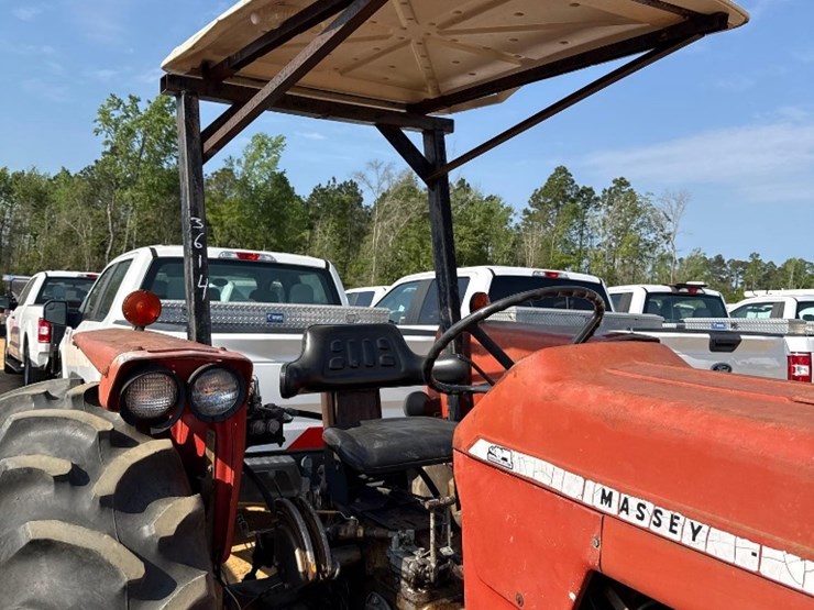 massey-ferguson-165-image-14