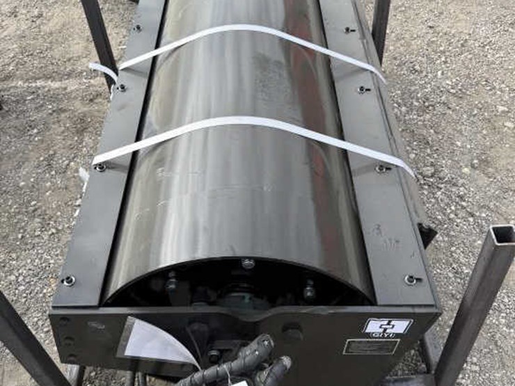 #143-•-skid-steer-vibratory-roller-image-2