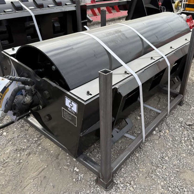 #143 • Skid Steer Vibratory Roller