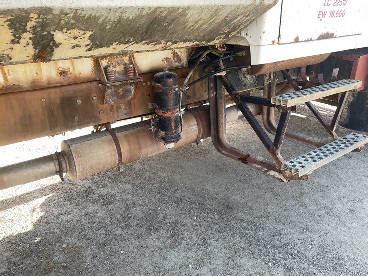 1987-ford-ltl9000-image-26