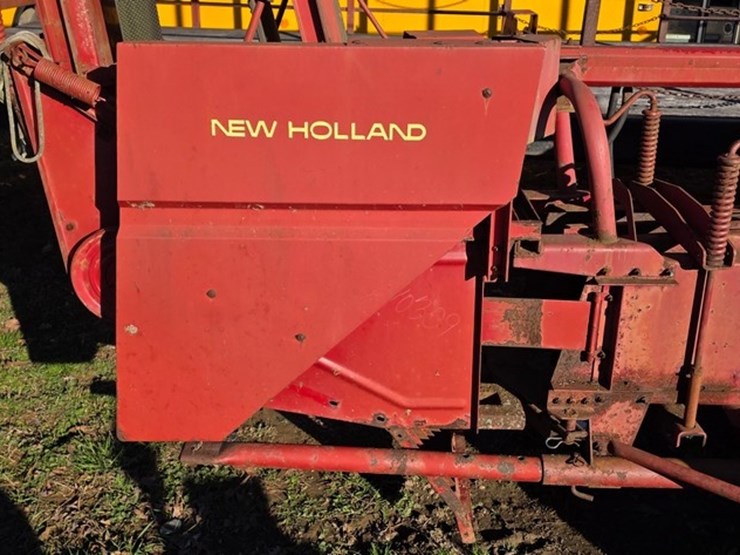 new-holland-310-image-16