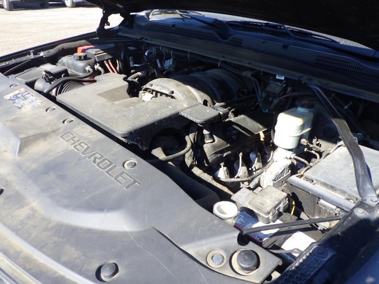 2020-chevrolet-tahoe-image-10