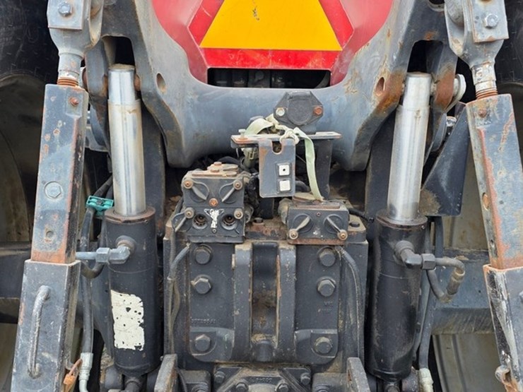 case-ih-mx220-image-22