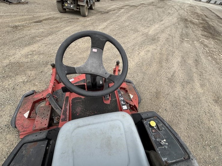 2011-toro-groundsmaster3280d-image-14