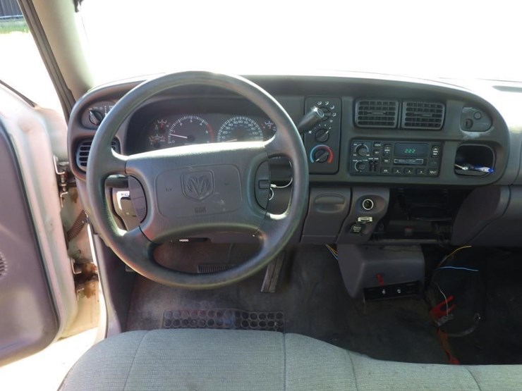 2001-dodge-ram-3500-image-7