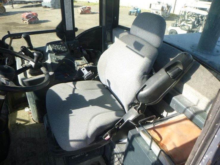 2005-deere-624j-image-22