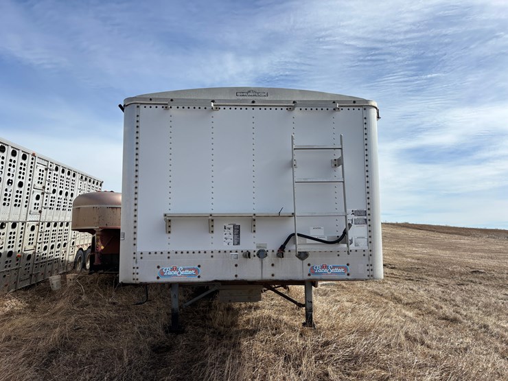 1992-wilson-grain-trailer-image-1