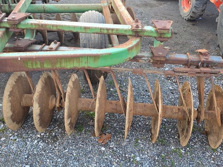 john-deere-210-image-10