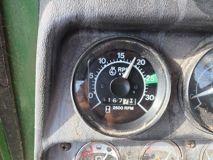 john-deere-6600-image-57