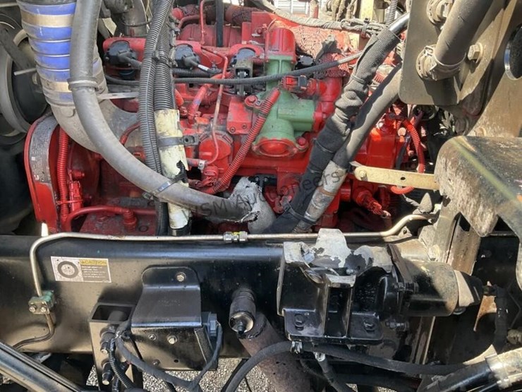 2018-peterbilt-520-image-16