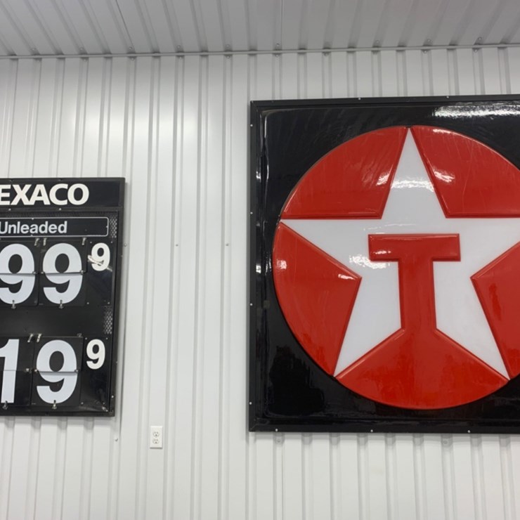 Texaco Unleaded Gas Price Sign & 6 x 6 Large Texaco Sign