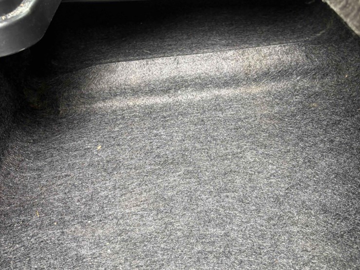 2015-dodge-caravan-image-14