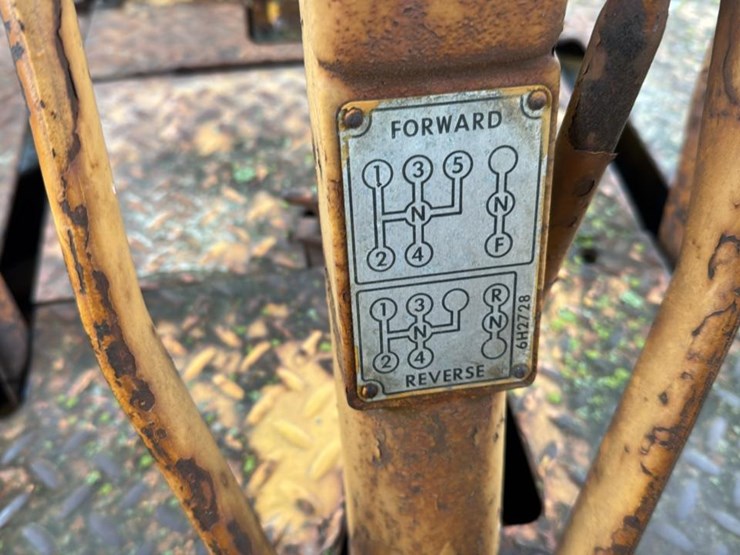 caterpillar-d7-image-35