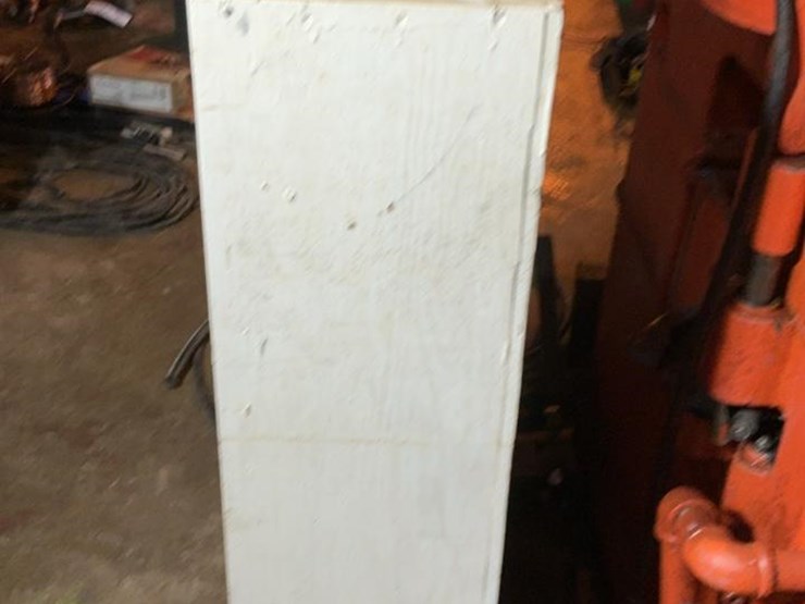 #232-•-shelf-and-contents-image-3