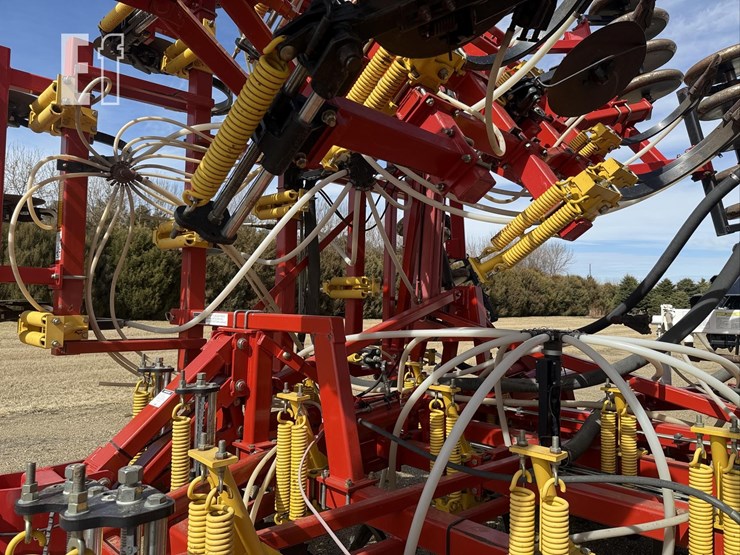 2007-bourgault-5710-image-24