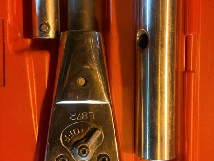 #114-•-snap-on-torque-wrench-image-5