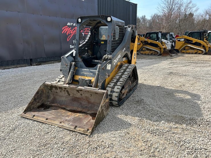 2019-deere-317g-image-8