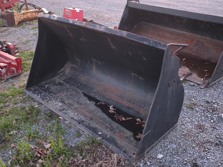 nsb-72"-loader-bucket-image-4