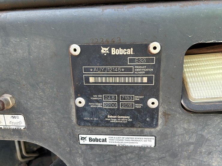 2016-bobcat-e32-image-26