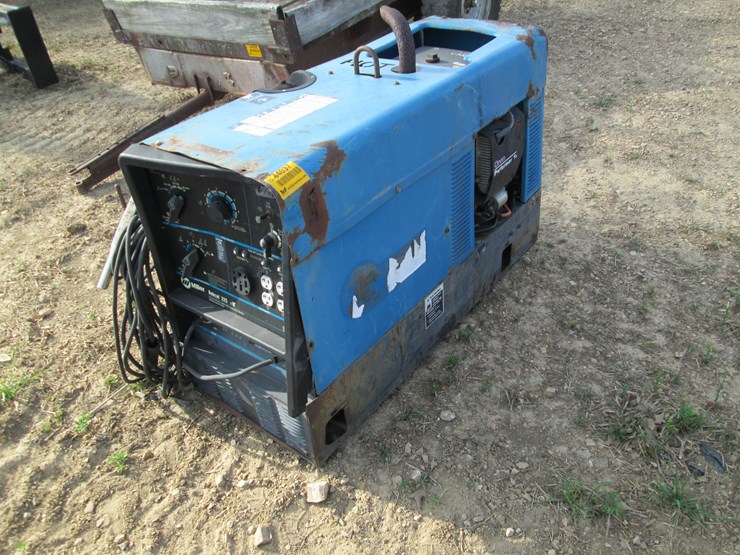 miller-bobcat-225-image-1