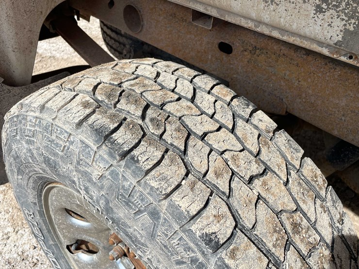 2007-chevrolet-k1500-image-16