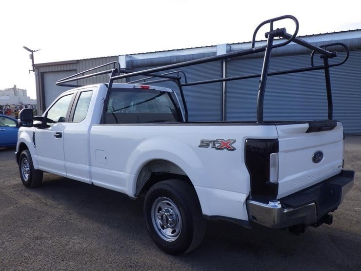 2017-ford-f250-image-4