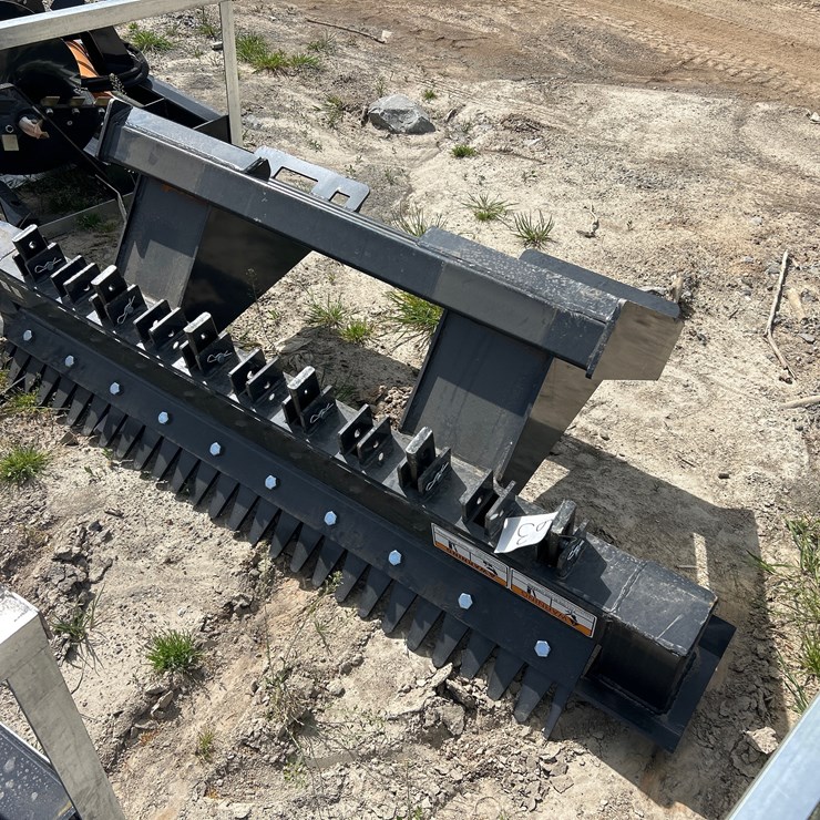 #63 • SIX SHANK SKID STEER RIPPER
