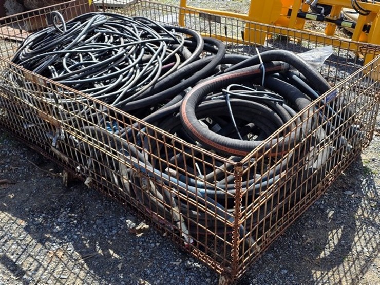 crate-hydraulic-hoses-image-1
