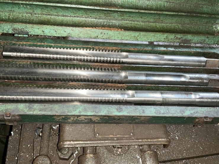 #231-•-parts-shelf-and-contents-image-50