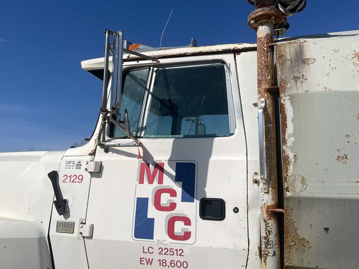 1987-ford-ltl9000-image-38