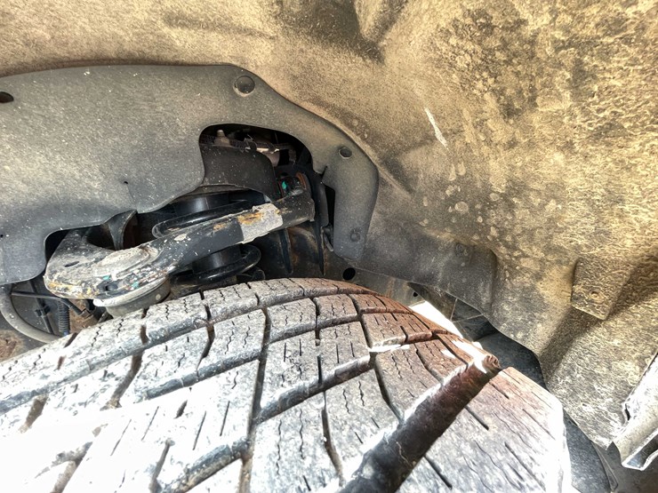 #5673-•-2015-f150-xlt-4x4-extended-cab-(has-wi-title)-image-24