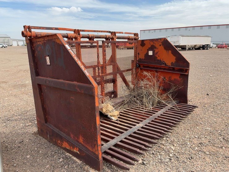 heavy-duty-steel-rock-bucket-grapple-attachment,-approx.-8-ft-wide-image-1