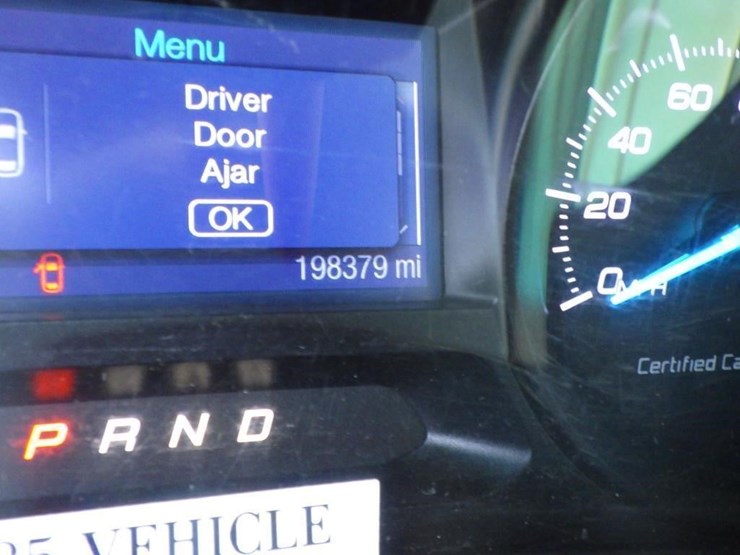 2013-ford-explorer-image-15