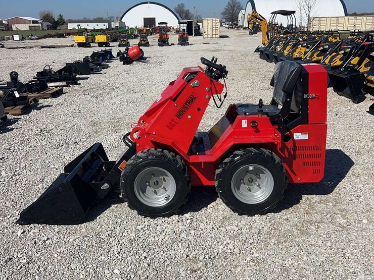 2026-agt-industrial-sda-140w-mini-wheel-loader-image-8