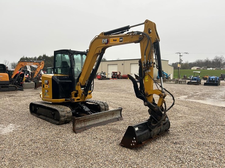 2022-caterpillar-305-image-6