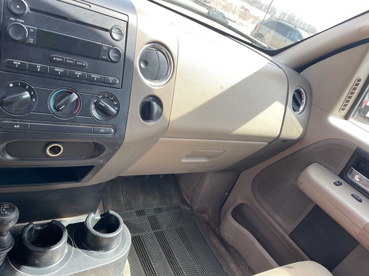 #5675-•-2006-f150-4x4-extended-cab-long-box-(has-wi-title)-image-78