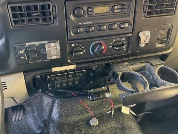 2008-ford-f650-image-22