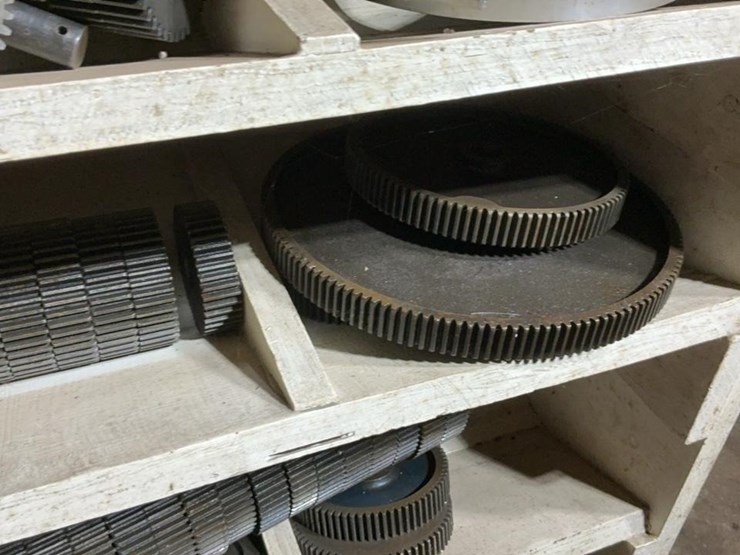 #232-•-shelf-and-contents-image-14