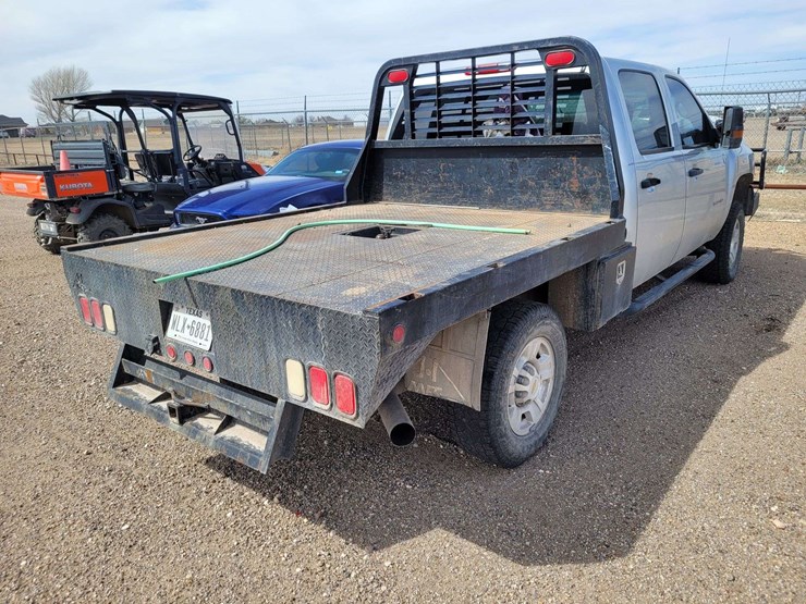 2010-chevrolet-silverado-2500-lt-image-6