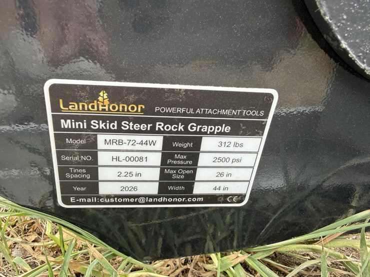 #42-•-mini-skid-steer-rock-grapple-image-5